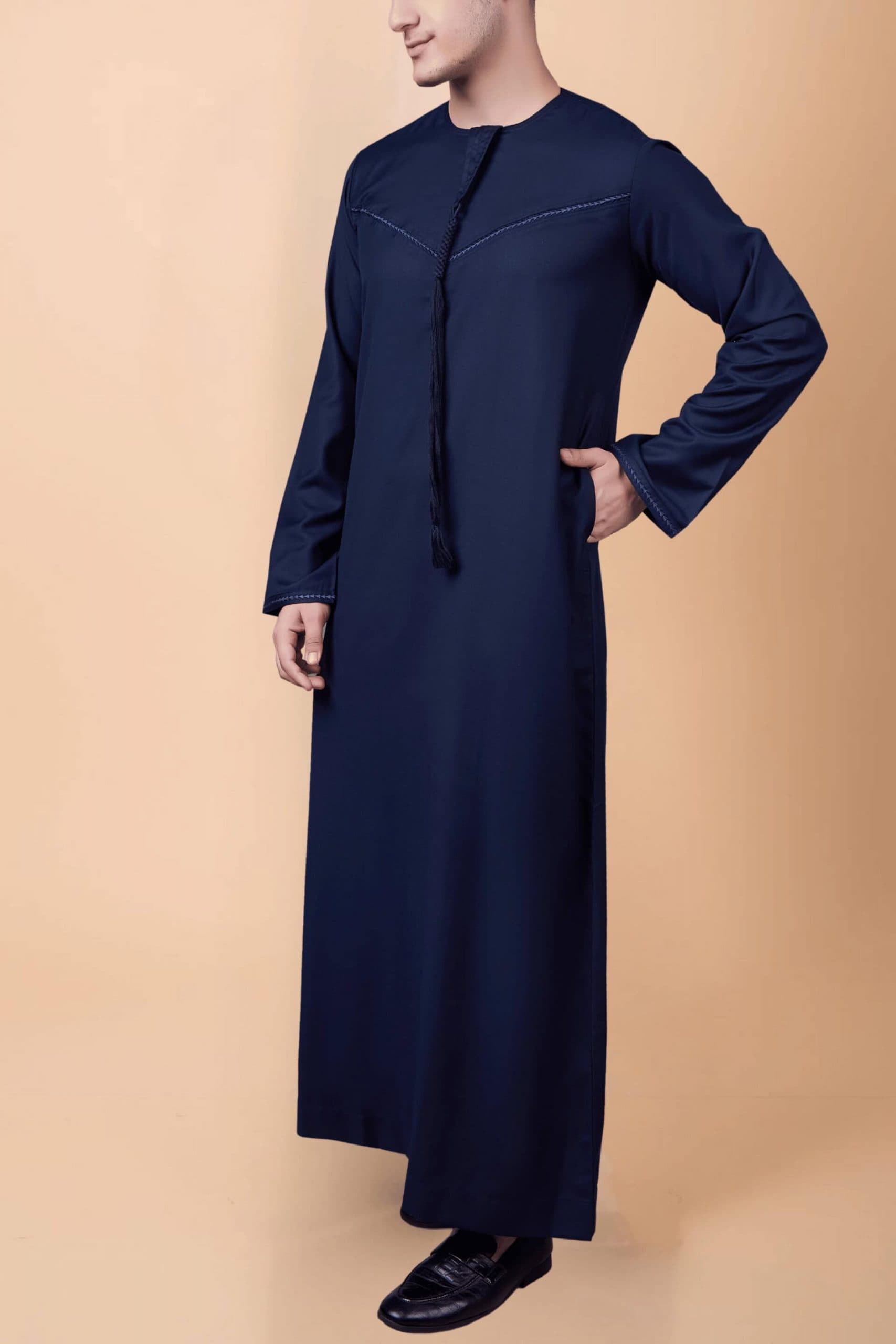 Men’s Navy Blue Emirati Thobe with Tassel