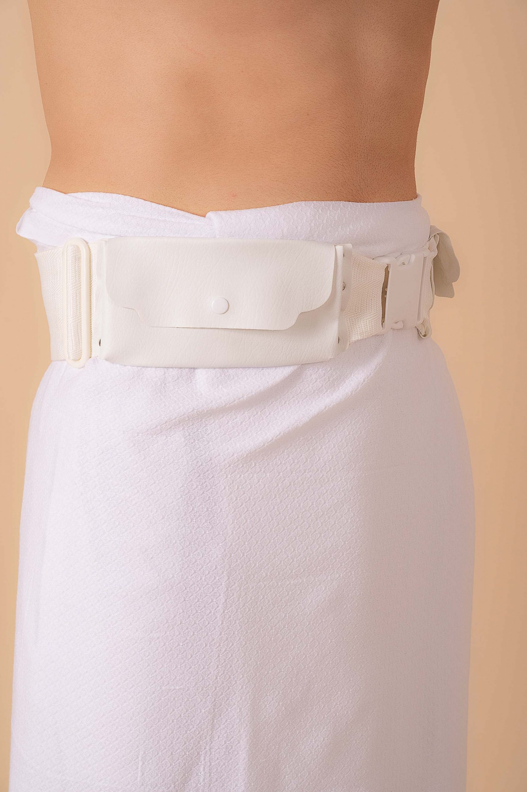 Ruby White Ihram Belt with Dual Pouches - Washable Hajj & Umrah Utility Belt